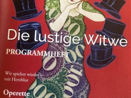 2022_Die lustige Witwe